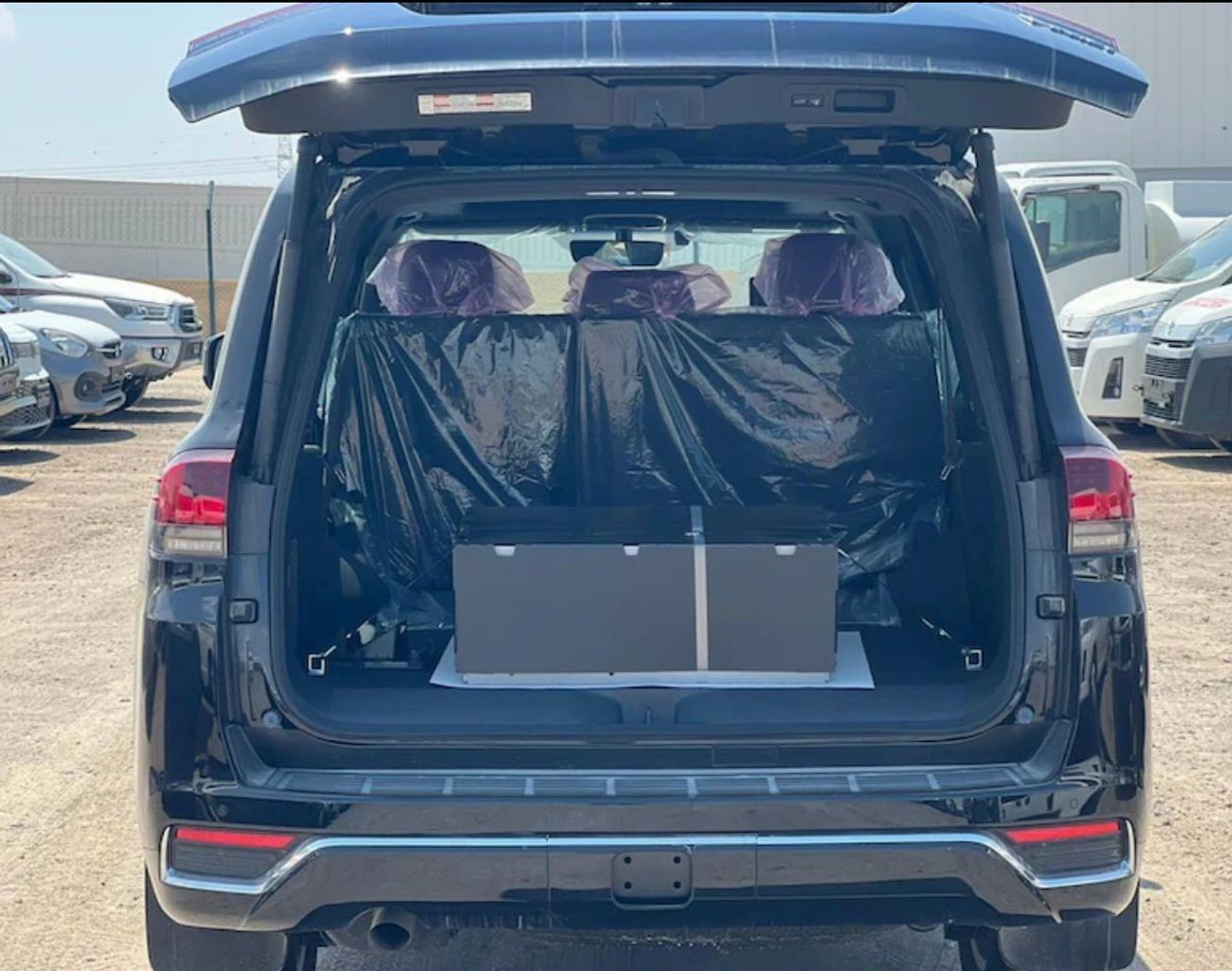 Toyota Land Cruiser TOYOTA LC300 VXR 3.5L PETROL TWIN TURBO 2025