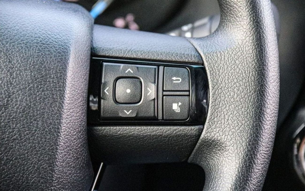 تويوتا هيلوكس Toyota Hilux Adventure 4.0L petrol V6 full option 2024