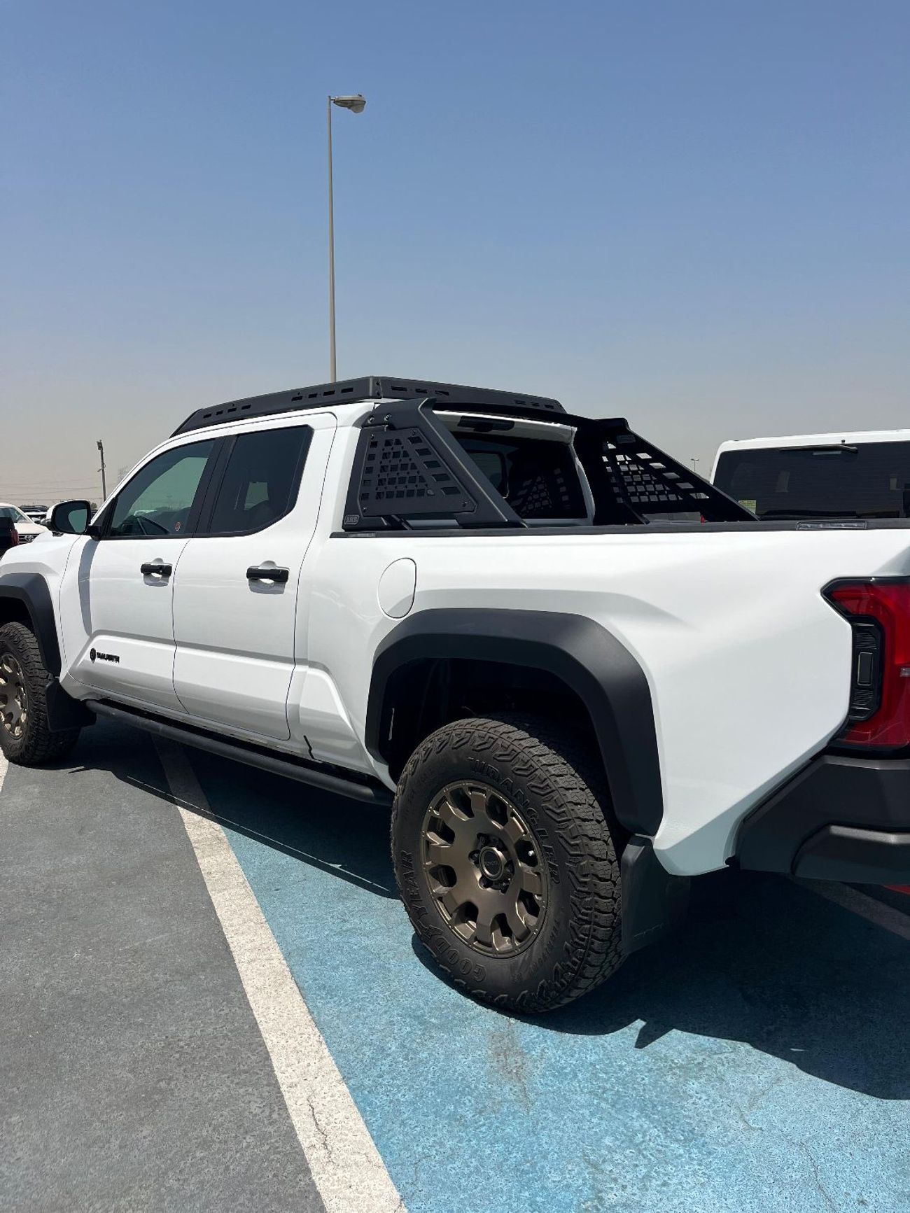 Toyota Tacoma Toyota Tacoma Trailhunter 2024!!! Best Price for Export