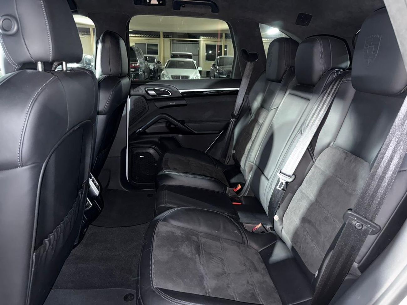 Porsche Cayenne GTS 3.6L | SERVICE HISTORY | ALCANTARA INTERIOR | SPORTS CHRONO PACKAGE