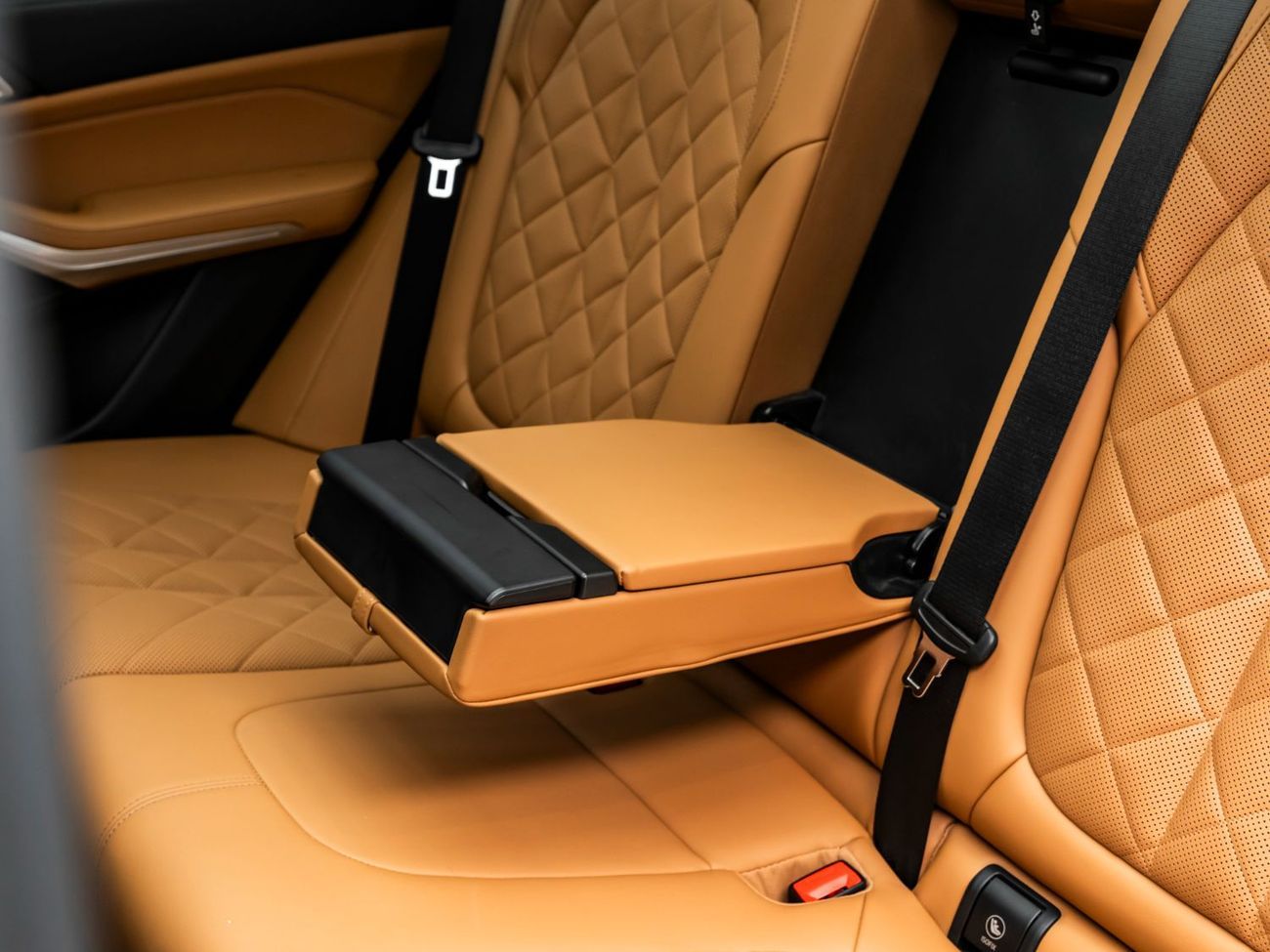 BMW X5 40i xDrive 3.0L 2024 BMW X5 xDrive40i, BMW Warranty + Service Contract, Low KMs, GCC