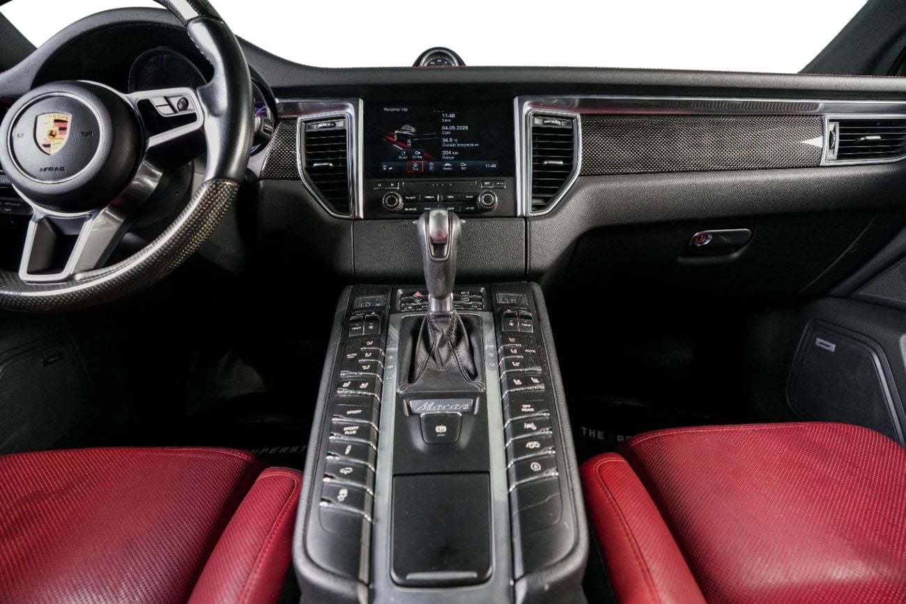 Porsche Macan GTS 3.0L (360 HP) Red Brake Calipers- GCC- Full Porsche Service history