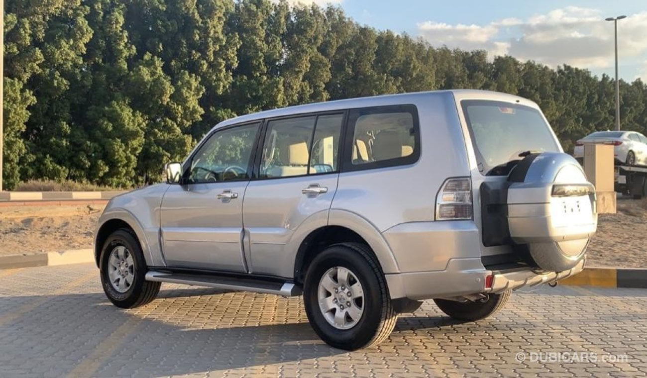 Mitsubishi Pajero 2012 GLS Ref#711