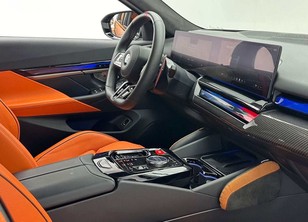 BMW M5 2025 BMW M5 Performance, Oct/2029 BMW Warranty + Service Contract, BMW Full Service History, GCC