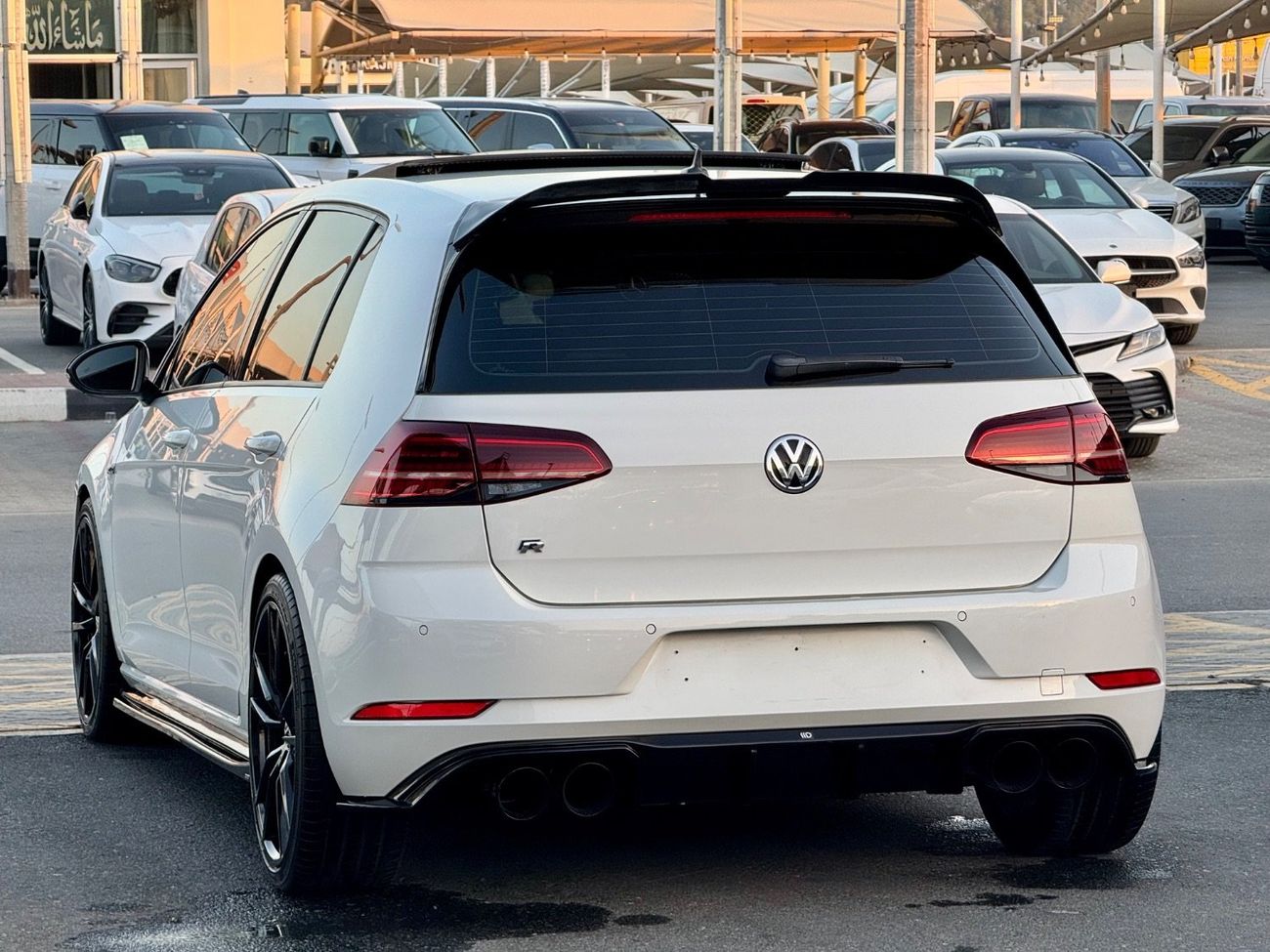 Volkswagen Golf R