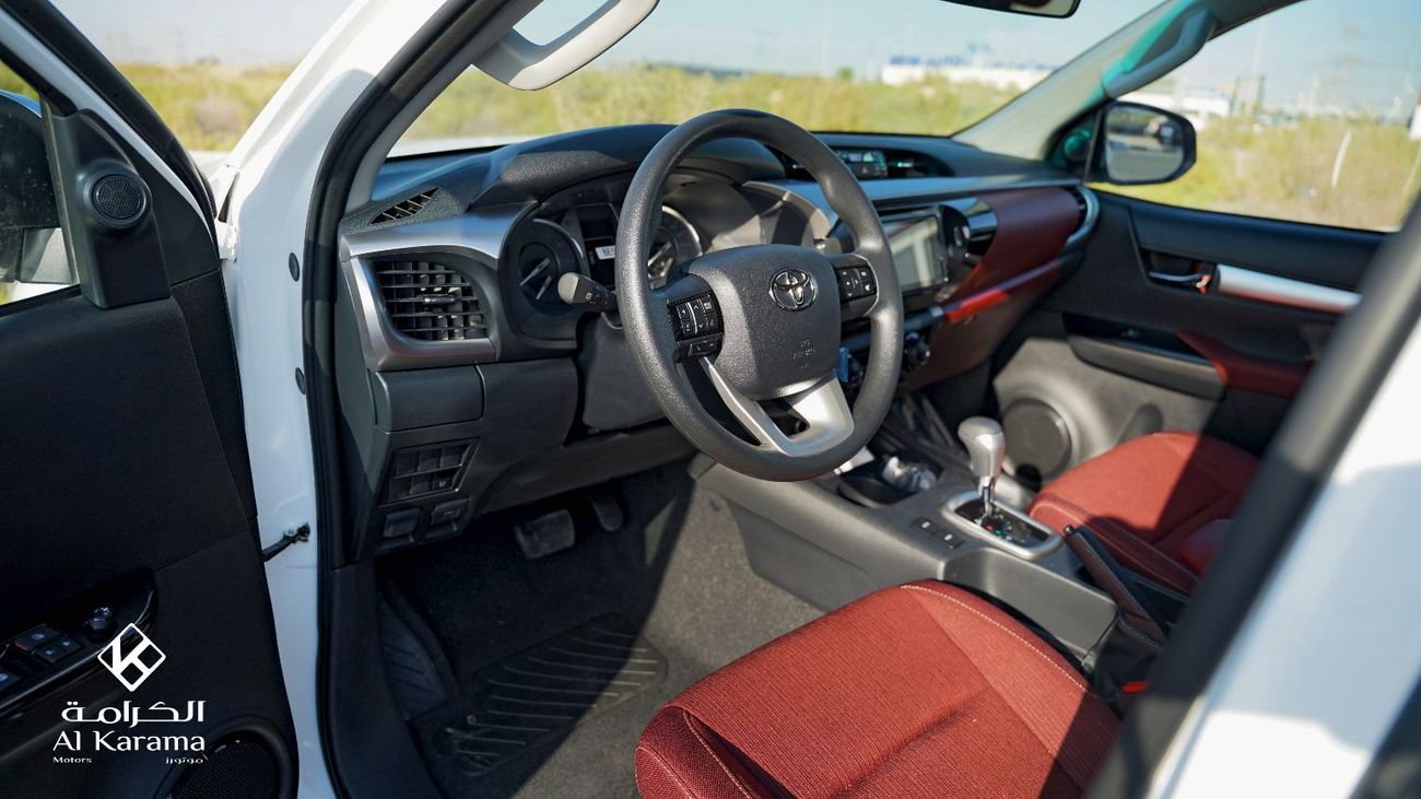 Toyota Hilux 2.7L SR5 - Automatic Transmission - Push Start - Rear Camera - GCC Specs