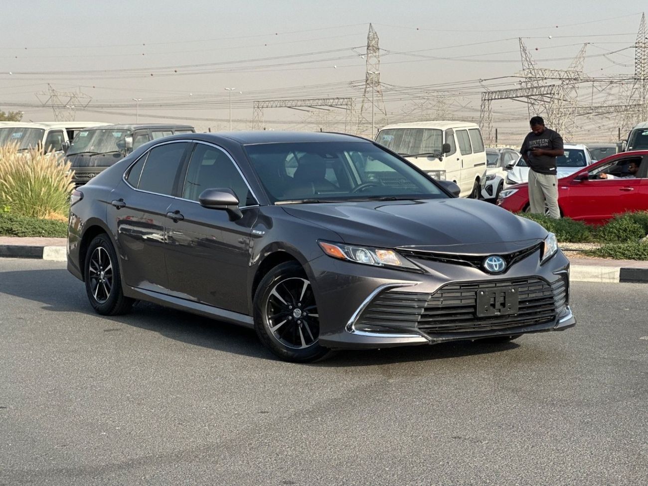 Toyota Camry Hybrid LE HEV 2.5L