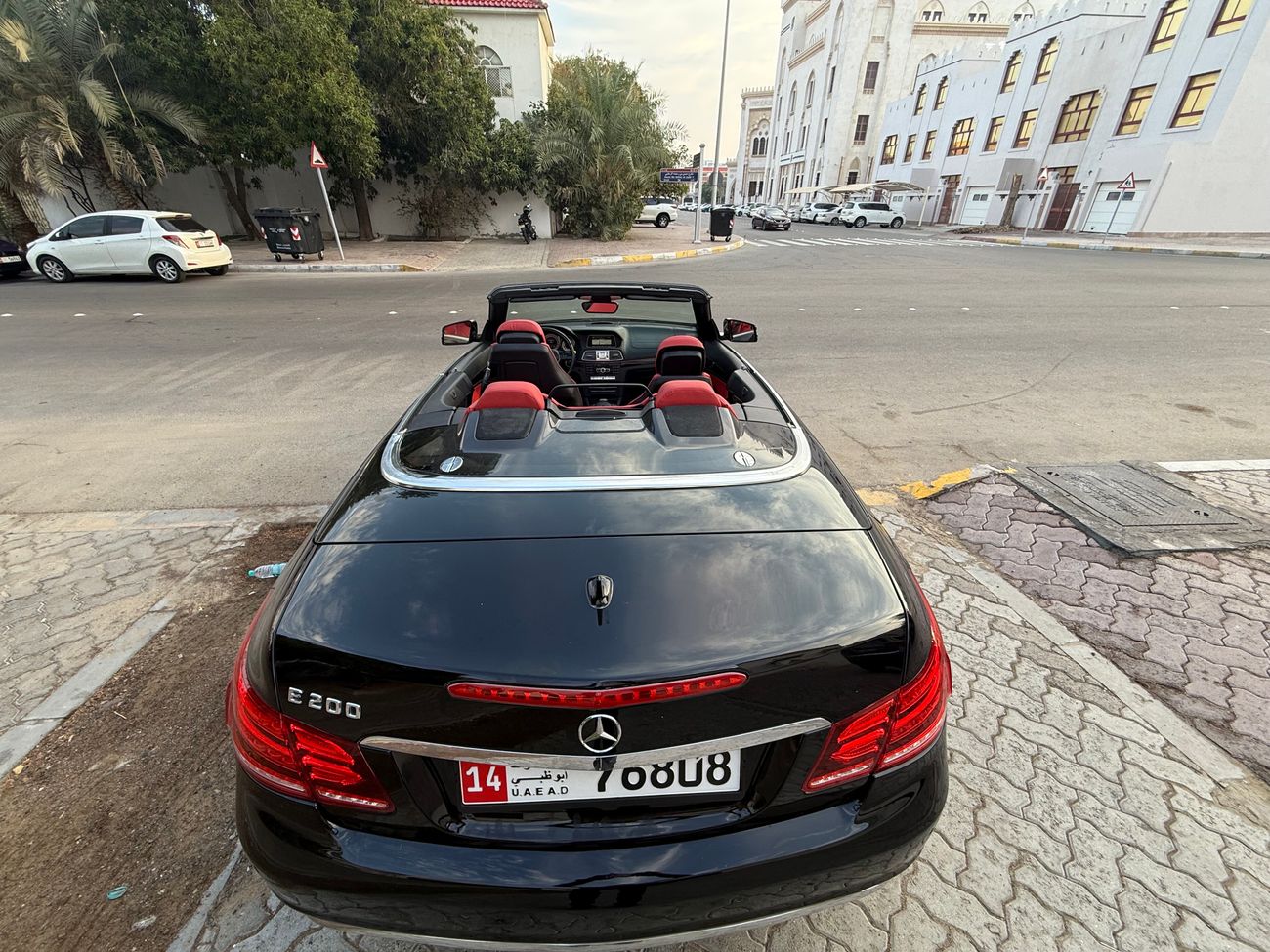 مرسيدس بنز E200