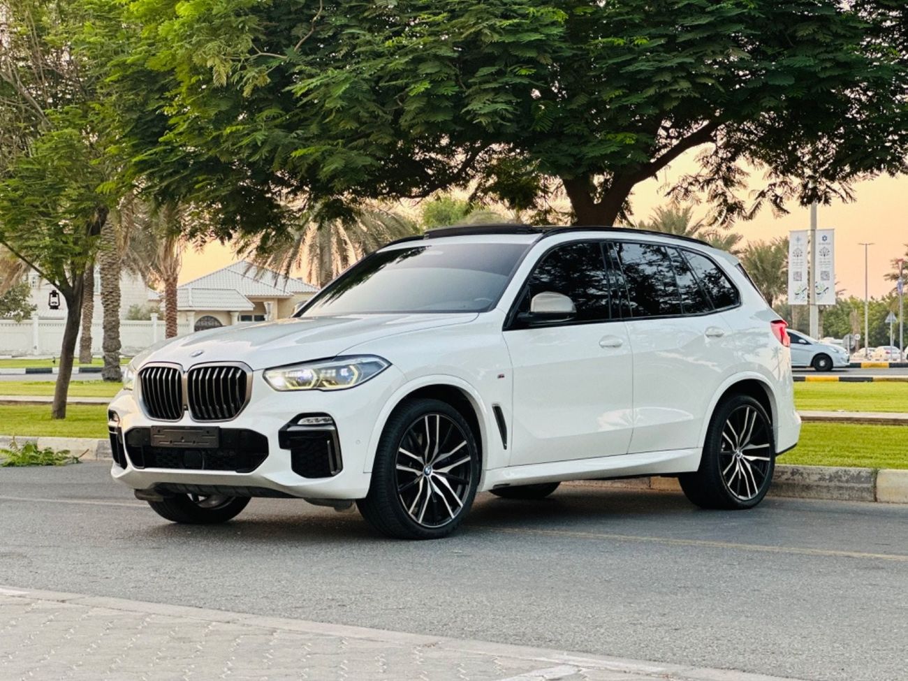بي أم دبليو X5 50i M Sport 4.4L