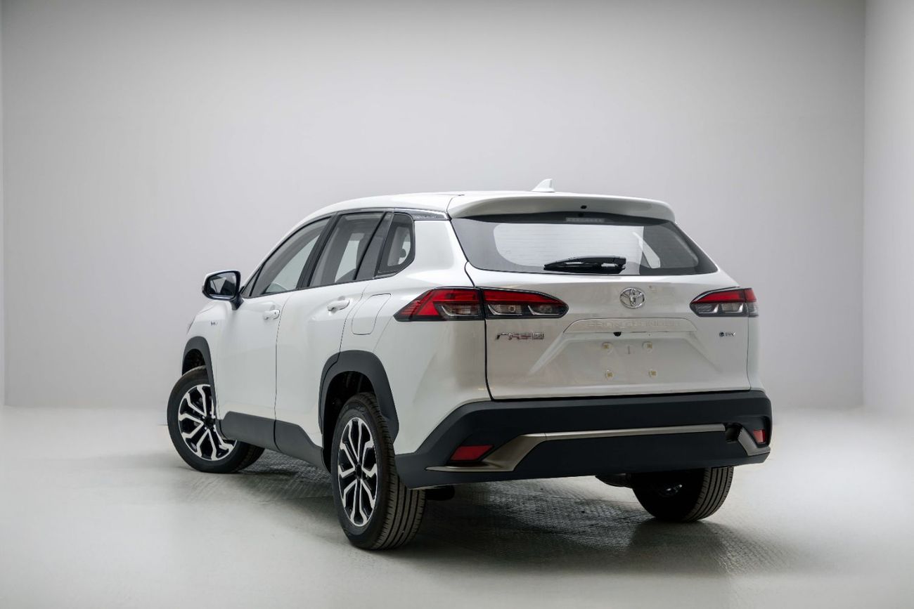 Toyota Frontlander Luxury Edition 2.0L - White Inside Black | Export Only