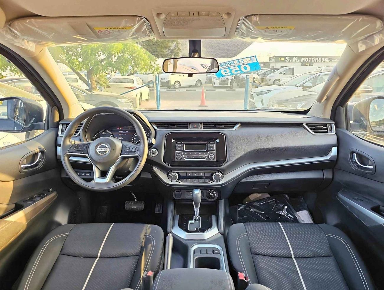 Nissan X Terra SE 7 SEATS / 2.5L PETROL V4 / LEATHER SEATS / PUSH START / 4WD (CODE # 69096)