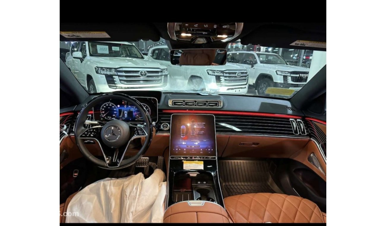 Mercedes-Benz S 580 مرسيدس S580 فل كامل اصفار