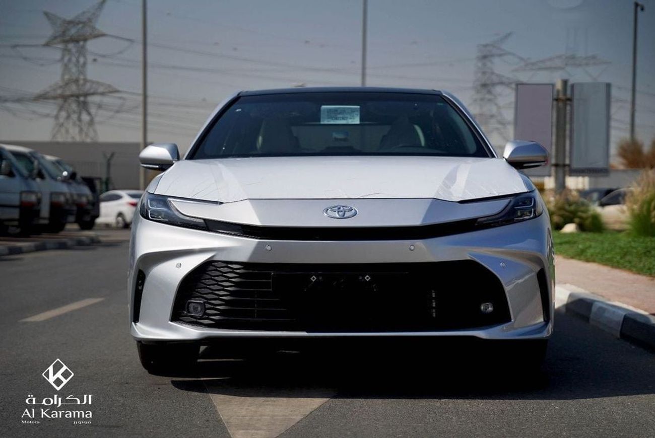 Toyota Camry Toyota Camry LE | 2.5L Hybrid | Panoramic Roof | Power Seat | Rear Camera