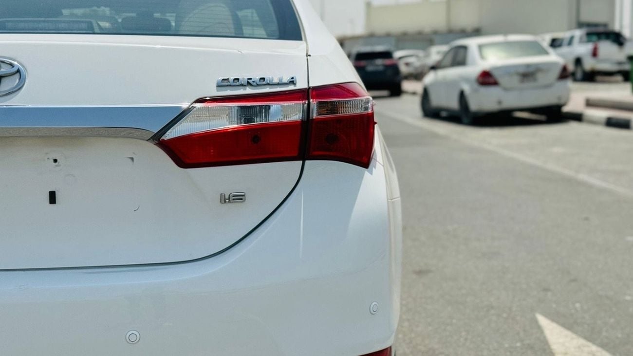 Toyota Corolla SE+ TOYOTA COROLLA MODEL 2014 GCC SPACE 1.6 VERY CLEAN CAR