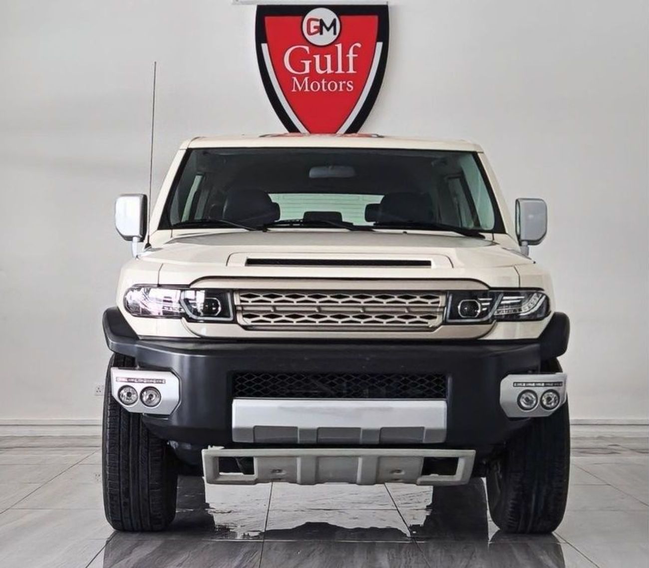 Toyota FJ Cruiser V6 4.0L-6CYL SUPERCHARGED EXCELLENT CONDITION