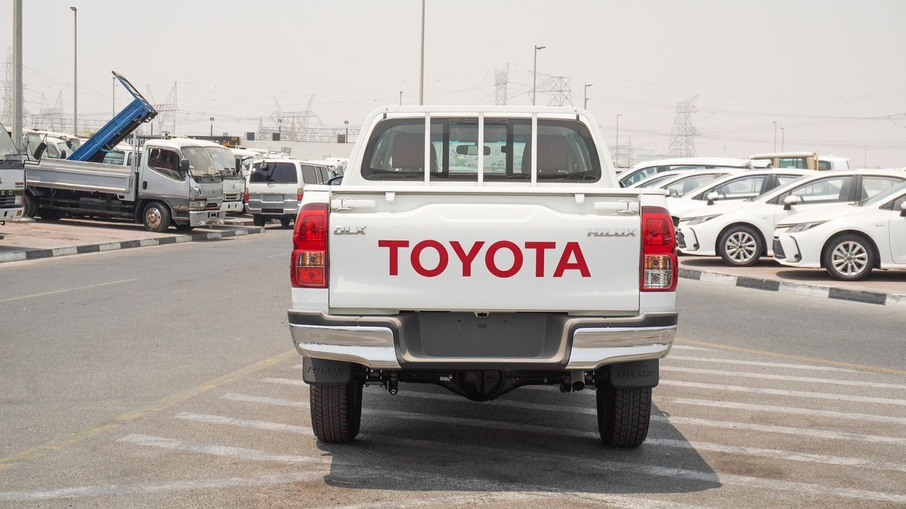 تويوتا هيلوكس GLX DLX- 2.4L DIESEL