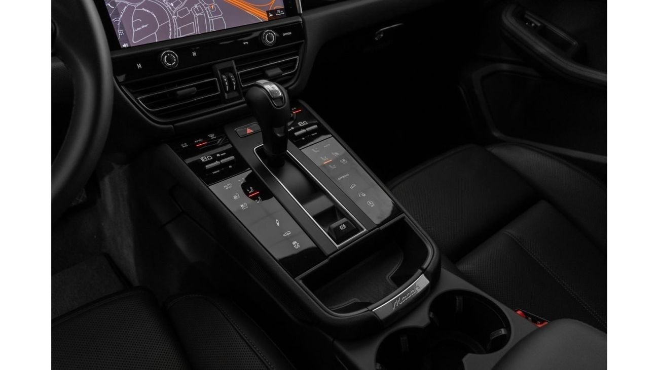 بورش ماكان 2024 Porsche Macan S / Sport Chrono Plus / Porsche Warranty