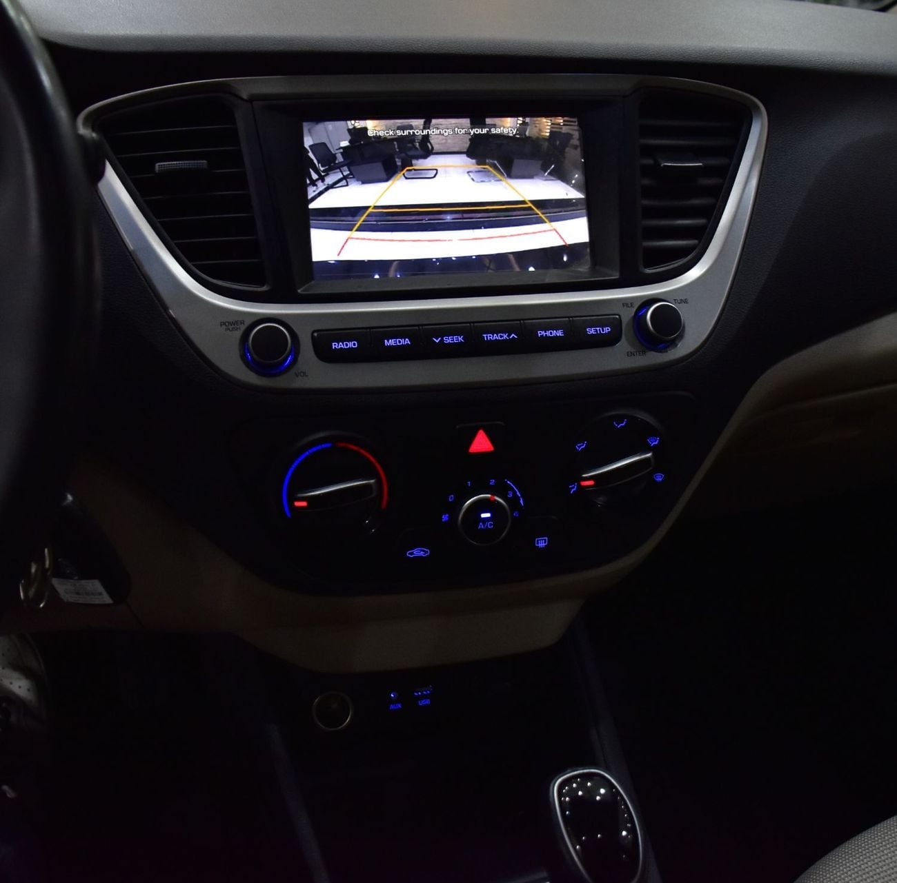 Hyundai Accent GL MID EXCELLENT DEAL for our Hyundai Accent 1.6L ( 2020 Model ) in Blue Color GCC Specs