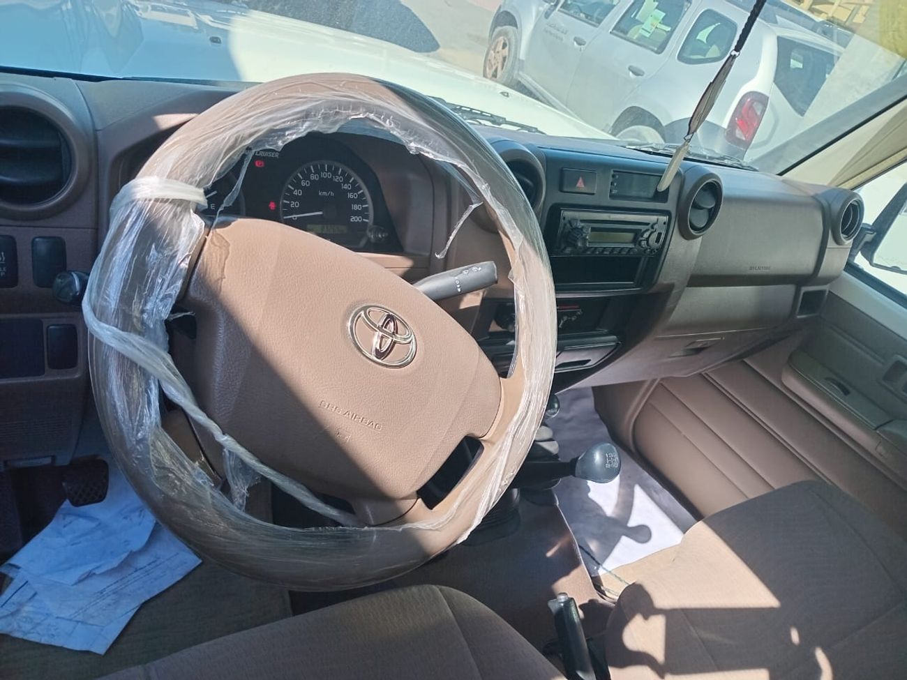 تويوتا لاند كروزر بيك آب DC 4.5L V8 TURBODIESEL MANUAL TRANSMISSION