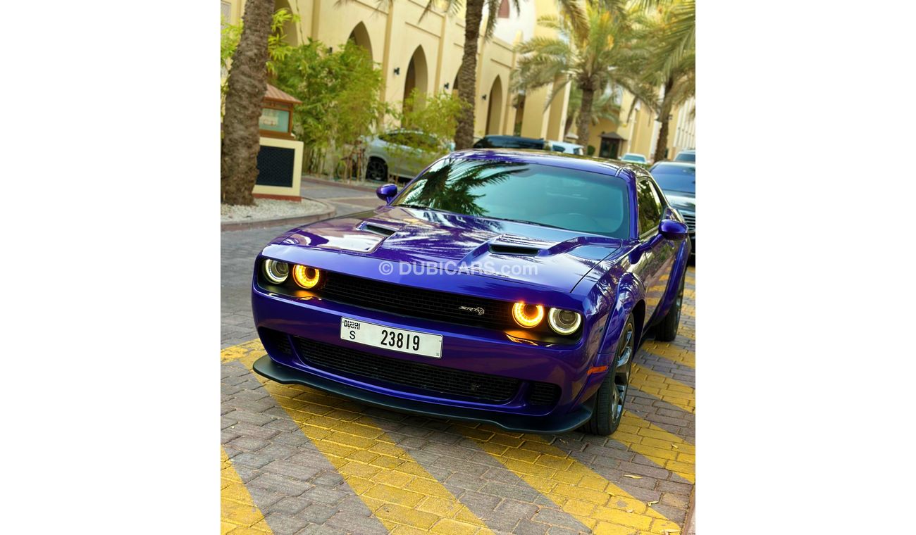 Dodge Challenger SXT Plus