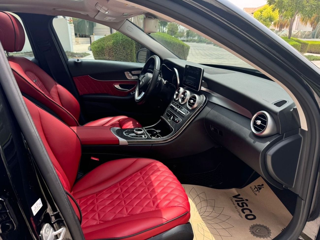 Mercedes-Benz C 300 Sport Mercedes-Benz C300 / USA / 2017 / 92,000KM