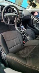 Hyundai Elantra HYUNDAI ELANTRA GCC  1.8 ENGINE  2015