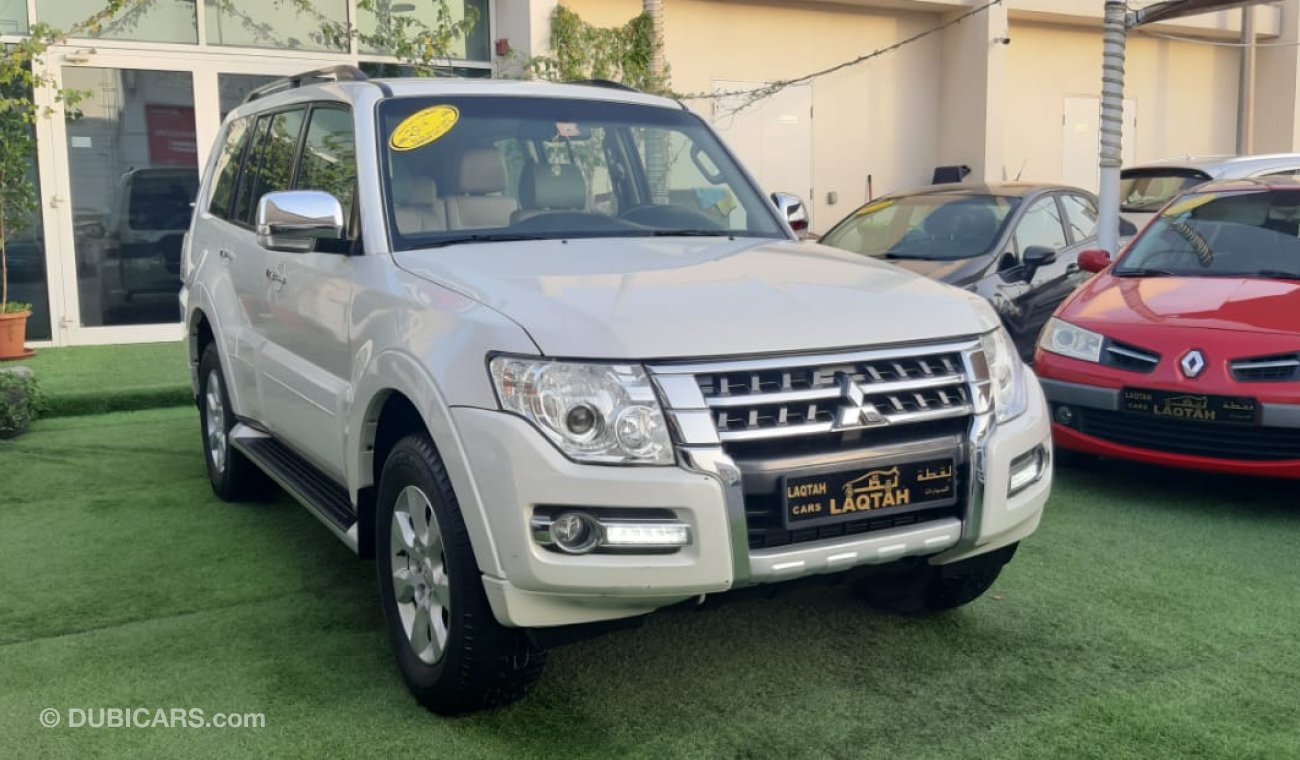 Mitsubishi Pajero GCC - agency maintenance - No. 2 without accidents - alloy wheels - excellent condition