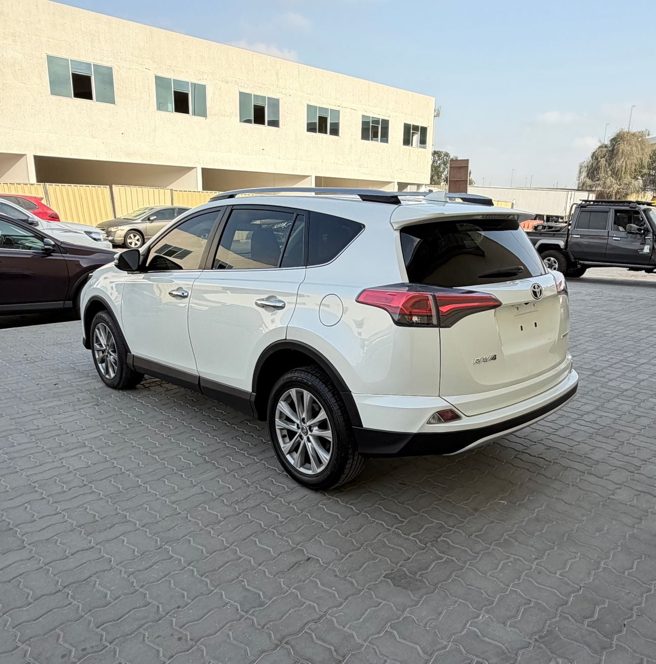 تويوتا راف ٤