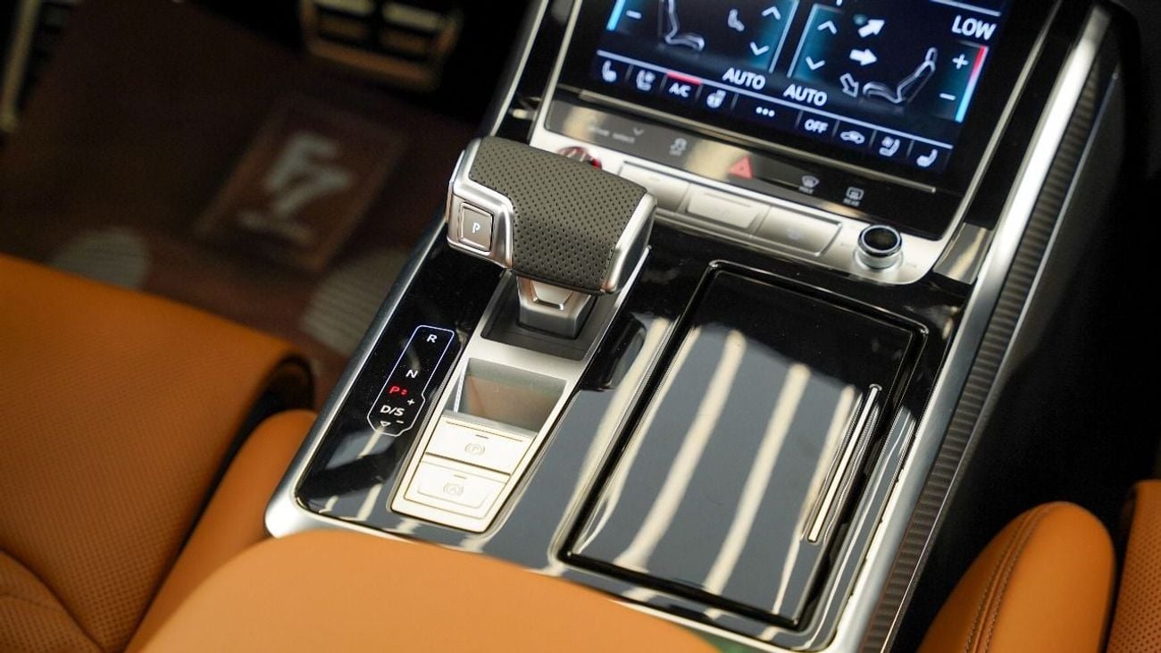 Audi RS Q8 TFSI quattro 4.0L - Audi RSQ8 - 2025