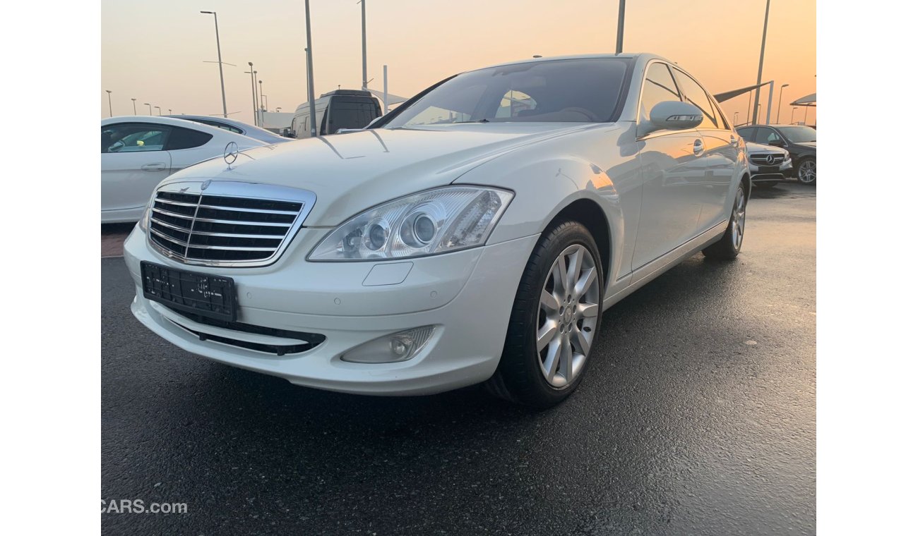 Mercedes-Benz S 550 Mercedes S550_2009_Excellent_Condihion _Full option