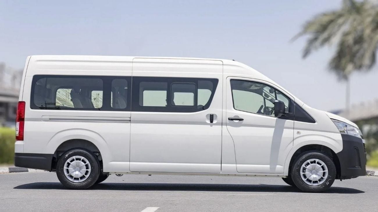 تويوتا هاياس GL TOYOTA HIACE HR 3.5L Petrol MT 14 SEATER MY2023 – WHITE