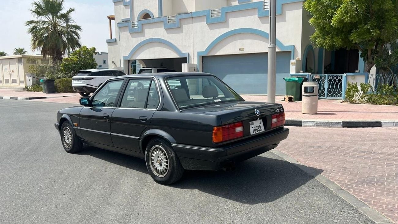 BMW 325 BMW E30 325i