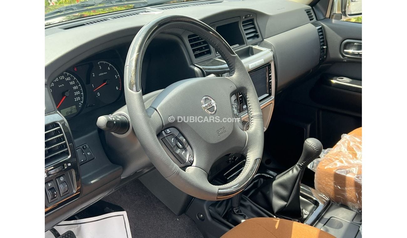 Nissan Patrol Super Safari NISSAN SUPER SAFARI 2022 VTC 4800 2 DOOR GCC WARRANTY