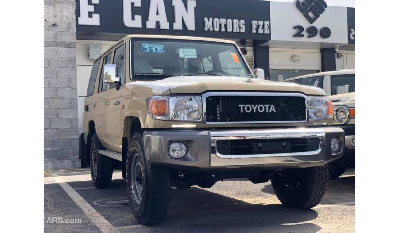 تويوتا لاند كروزر هارد توب TOYOTA LAND CRUISER HT 76 4.0 PETROL 2022