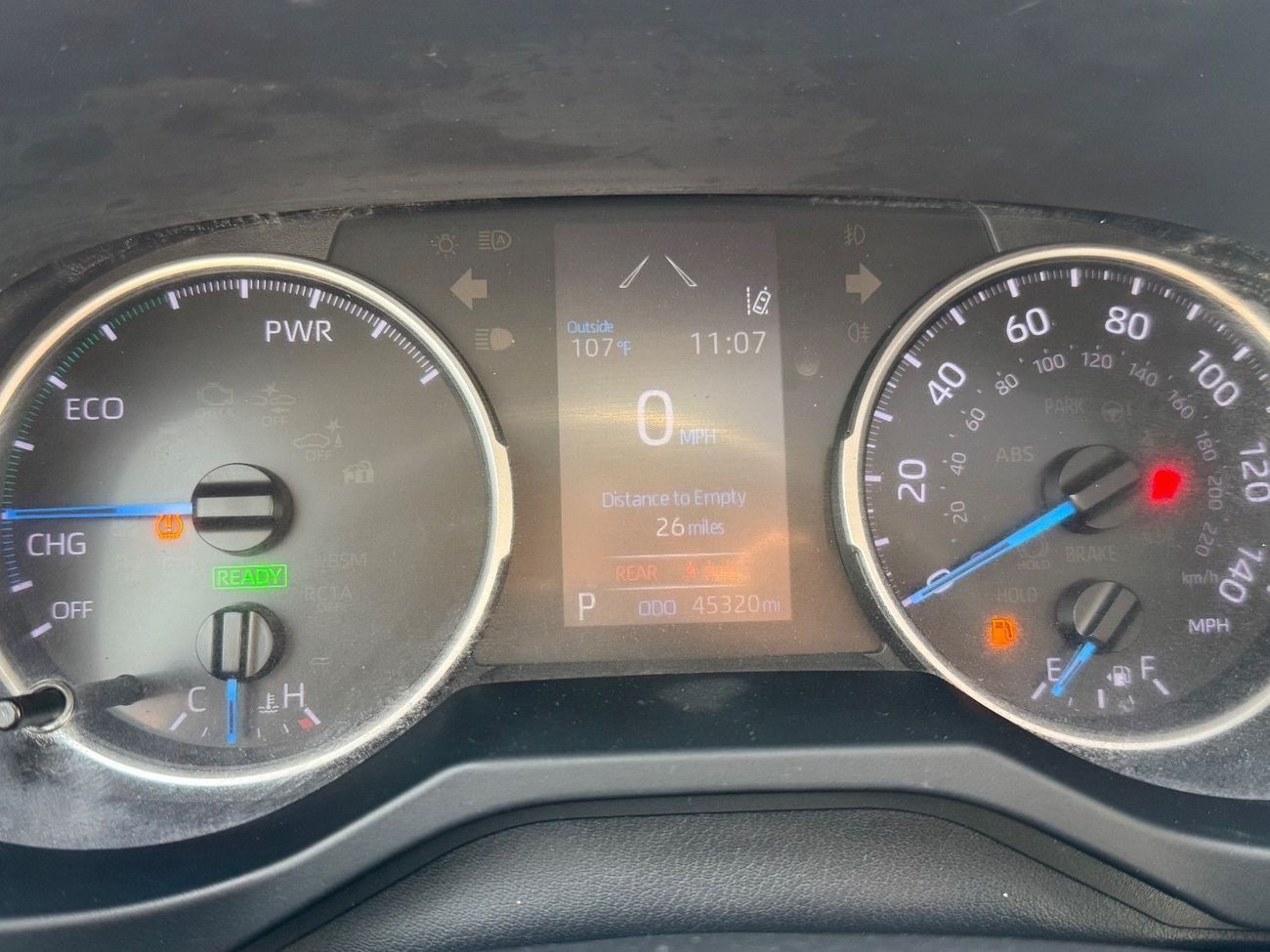 تويوتا راف ٤ XLE 2.5L