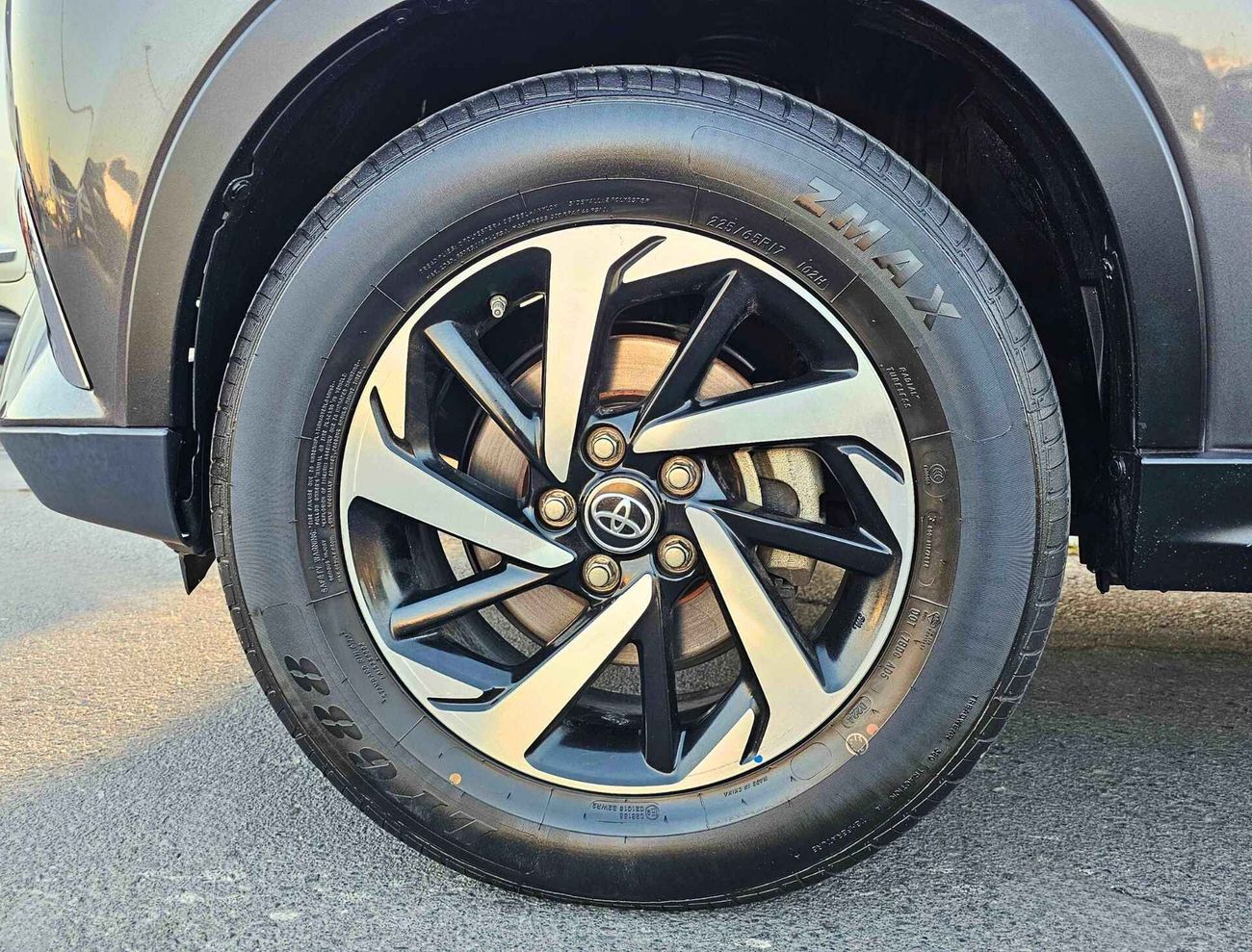 Toyota Rush / 7 SEATER/ LEATHER/ FULL OPTION/ LOT#3866