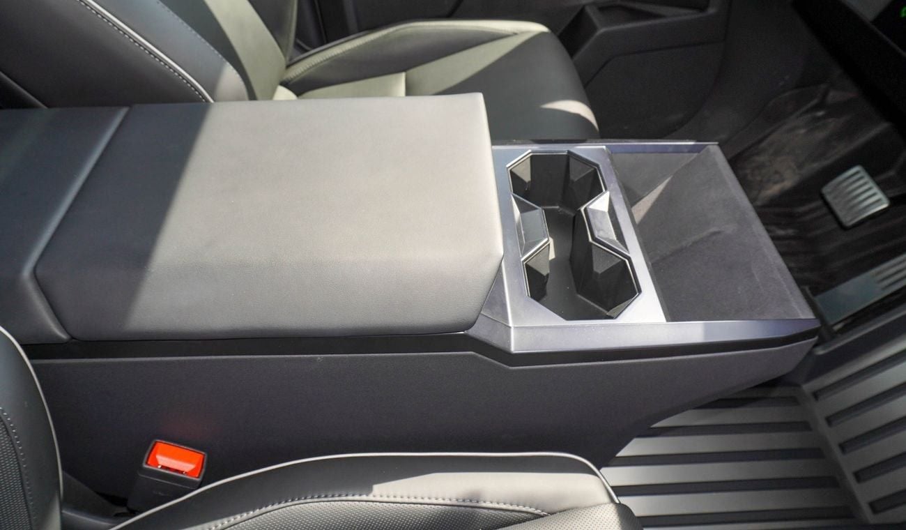 تسلا سايبرتراك FOUNDATION SERIES