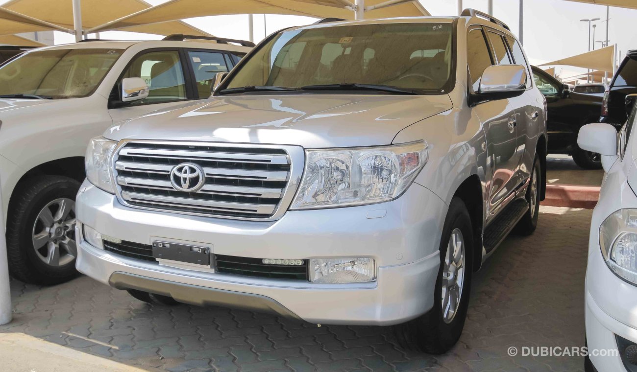 Toyota Land Cruiser GXR V6