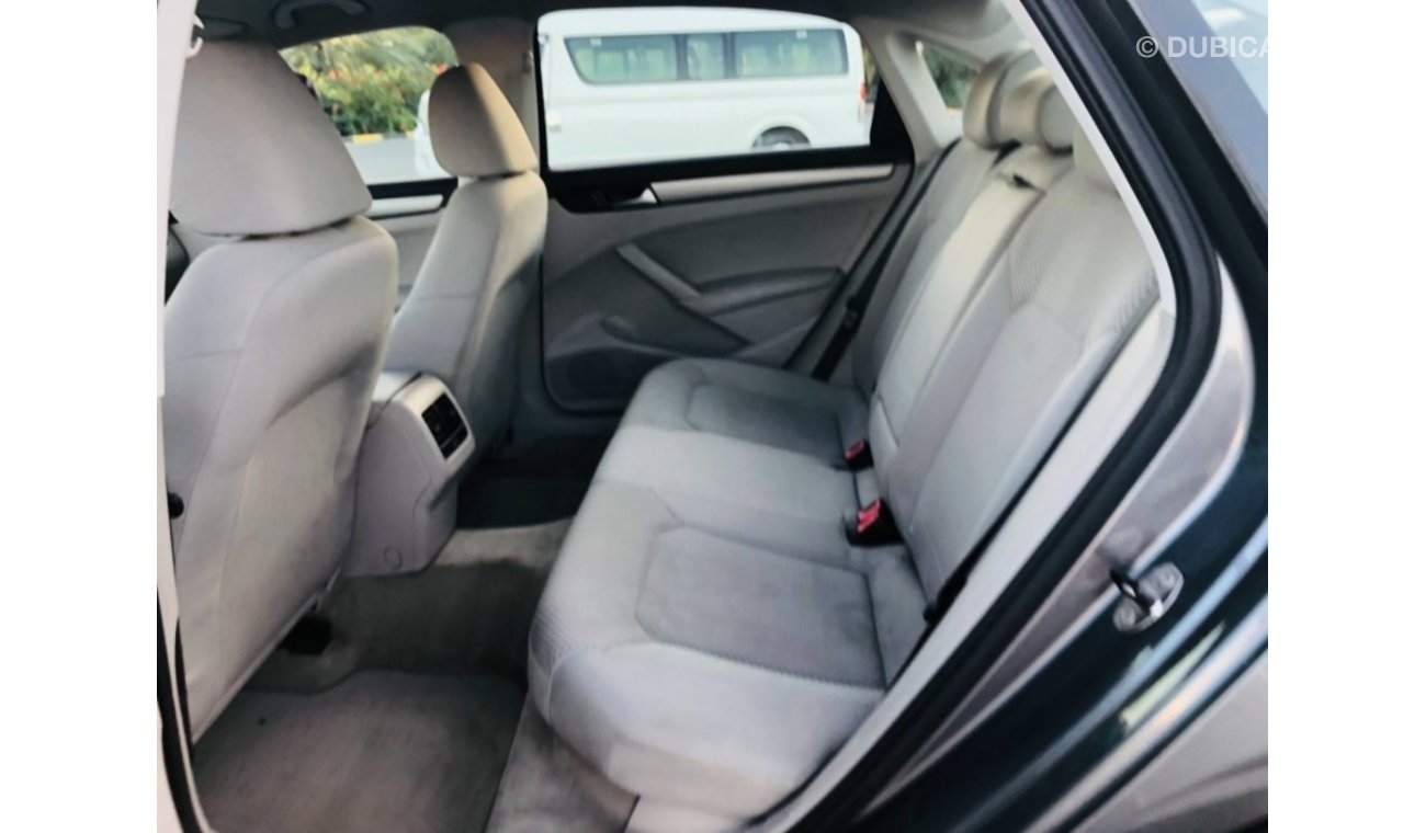 Volkswagen Passat MODEL 2014 GCC CAR PERFECT CONDITION INSIDE AND OUTSIDE