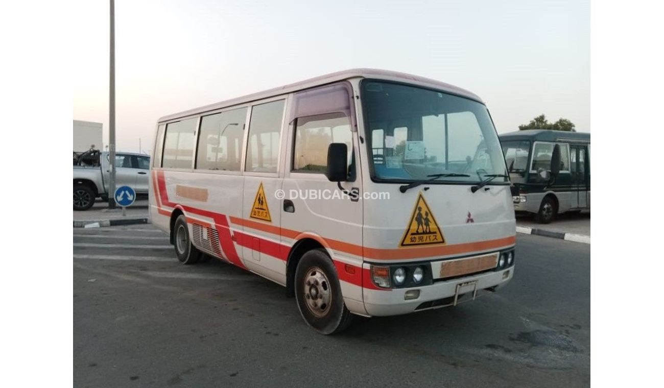 Mitsubishi Rosa MITSUBIAHI ROSA RIGHT HAND DRIVE (PM966)