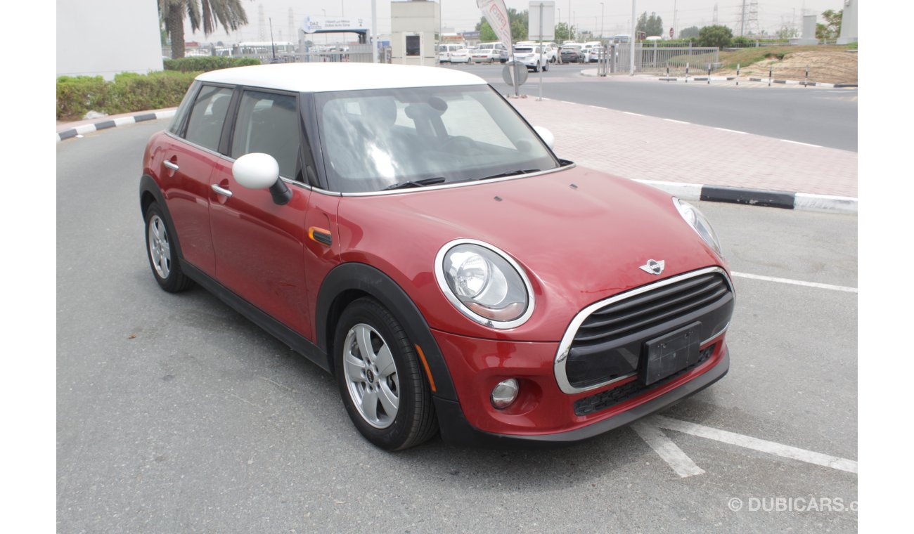 Used Mini Cooper Used car in Very Good Condition 2018 for sale in Dubai