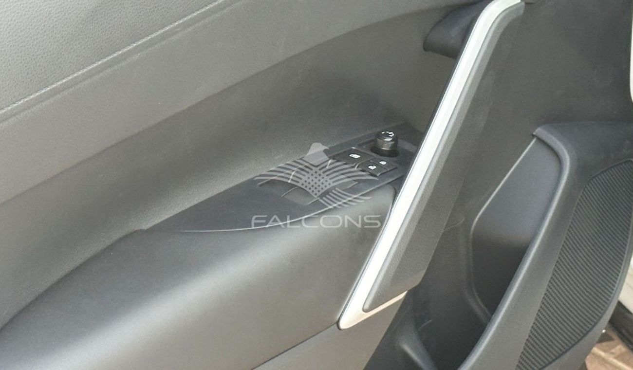 تويوتا كورولا كروس 2.0L-Hybrid-Elite-AT