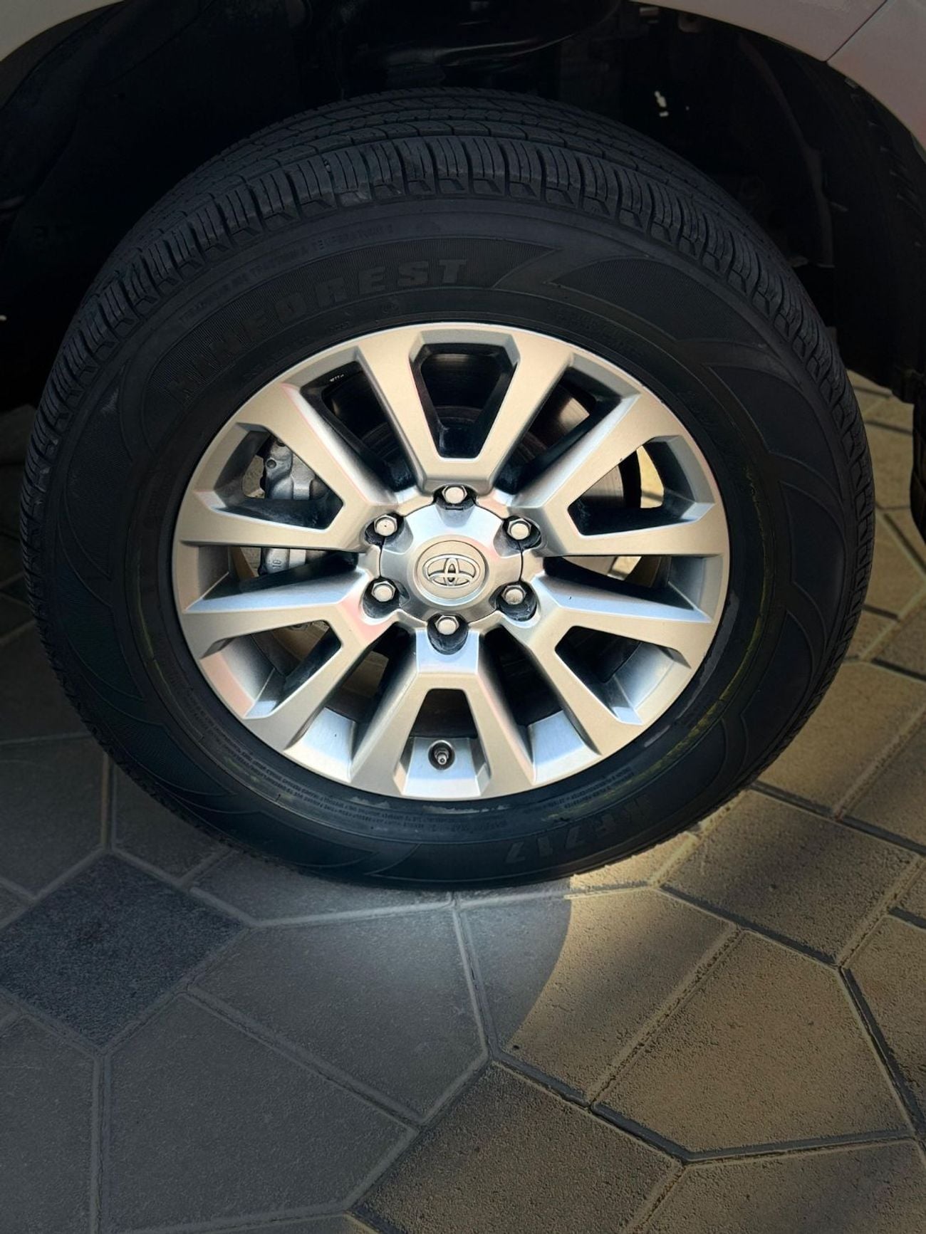 Toyota Prado GXR 2.7L (160 HP) AWD