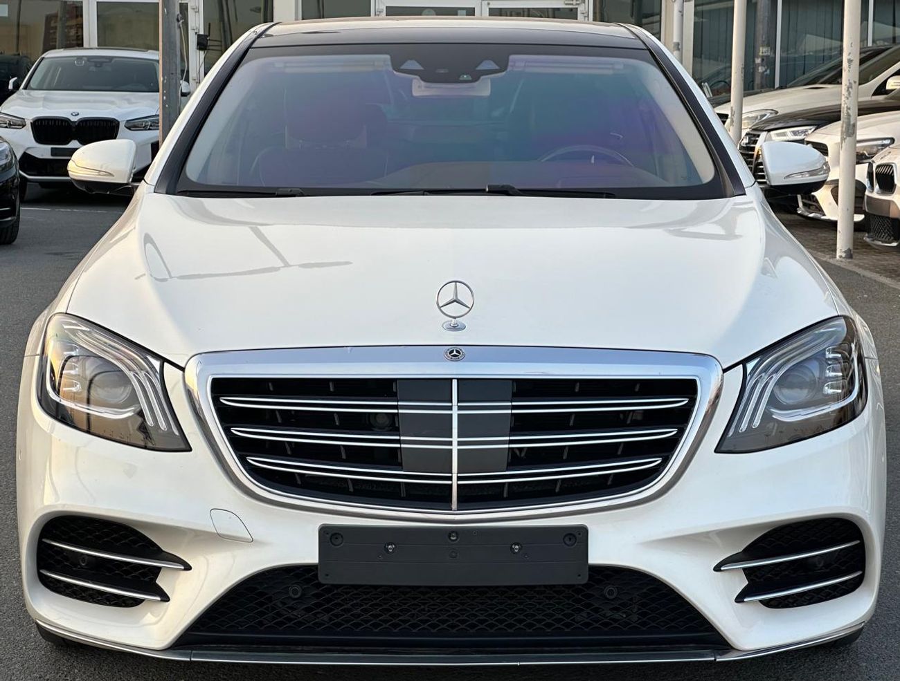 Mercedes-Benz S 560 Mercedes S560_ 2018_ Gulf _in excellent condition_ no problems