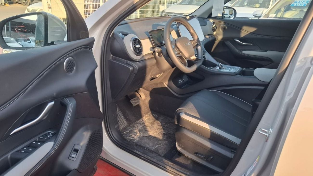 بي واي دي سيليون 05 2025 BYD SEALION 05 DM-i BIG SCREEN 120 KM (EXPORT ONLY)