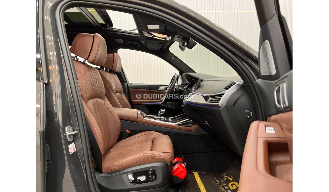 بي أم دبليو X7 2022 BMW X7 M50i, FEB 2027 Warranty + Service Contract, GCC