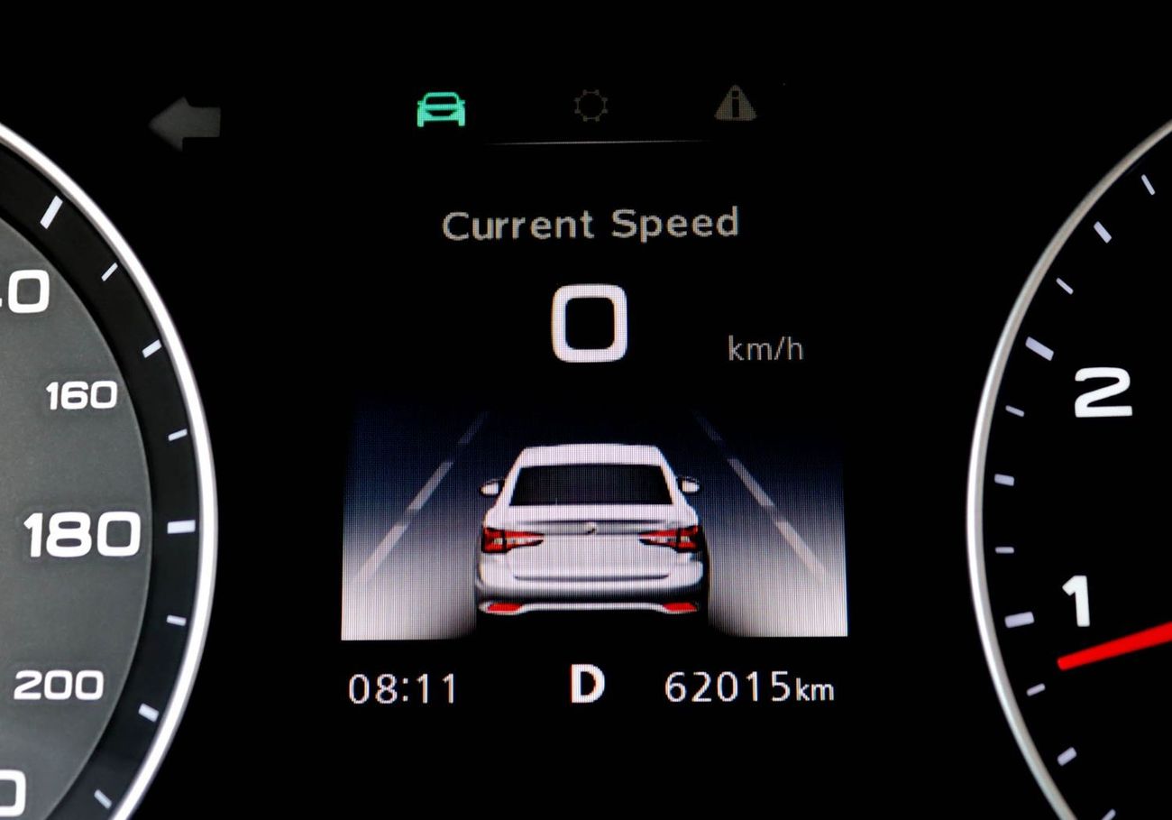 MG 5 Std 1.5L MG MG5 2021 GCC accident free in excellent condition 555 P.M