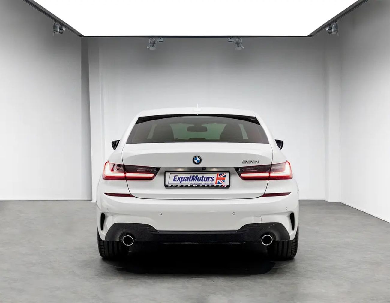 بي أم دبليو 330i M Sport 2.0L (255 HP)