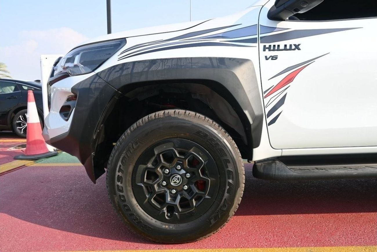 Toyota Hilux HILUX GR 2024 4.0L PETROL