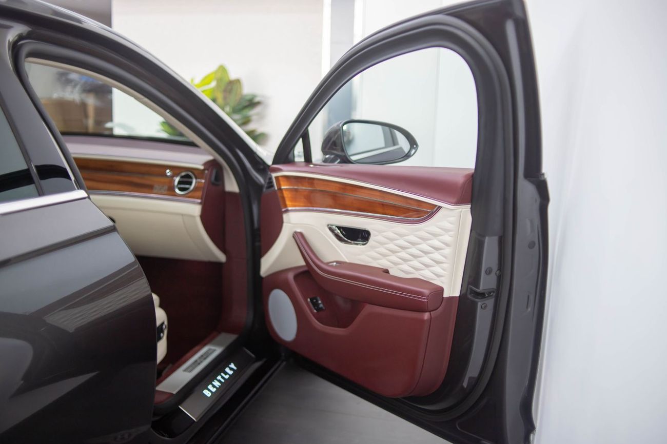 بنتلي فلاينج سبور 6.0T W12